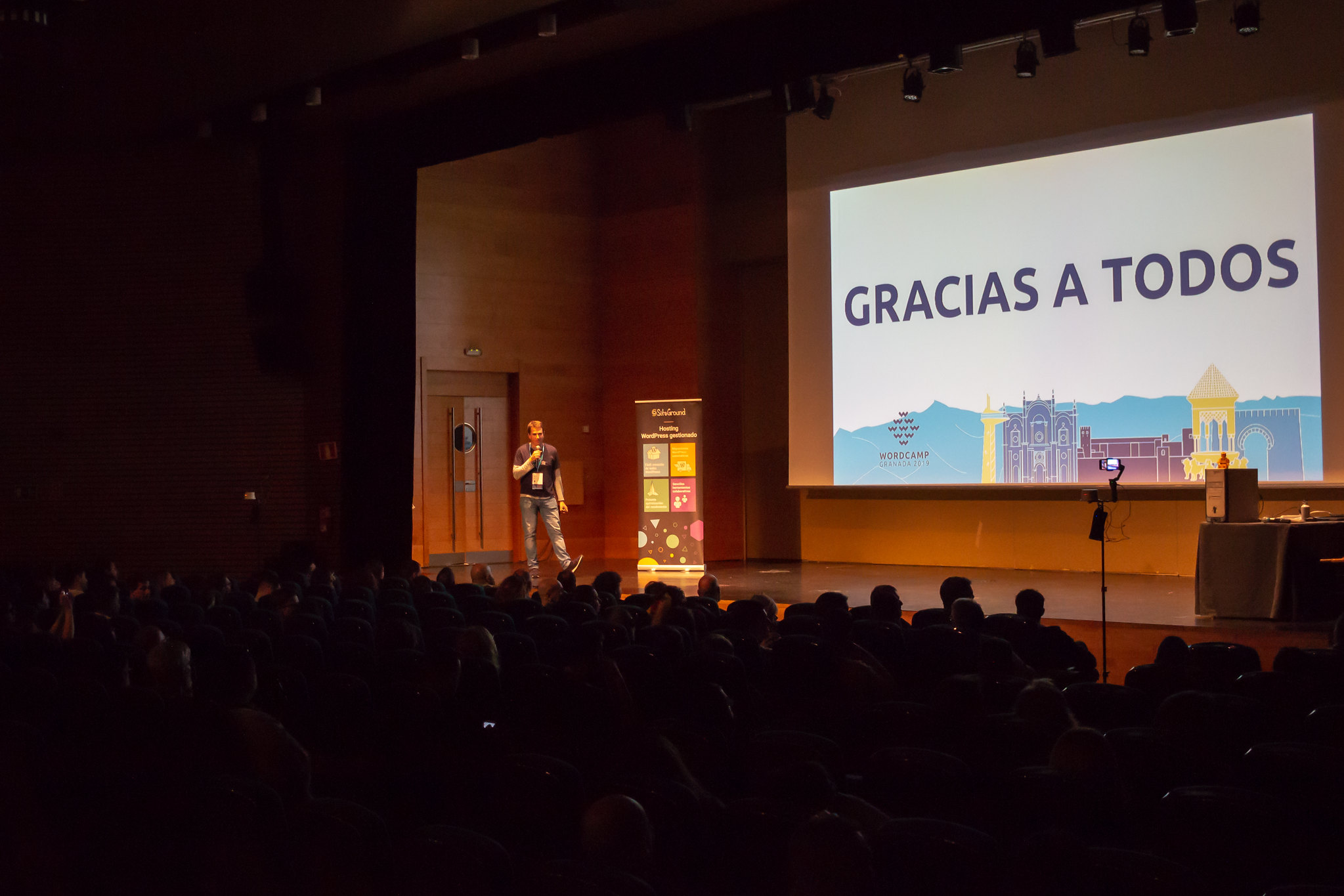 Bienvenida y Cierre de la WordCamp Granada 2019